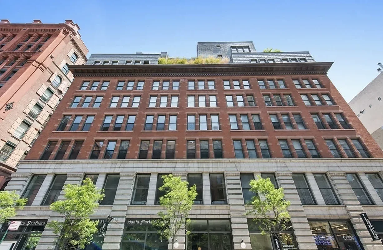 285 Lafayette Street